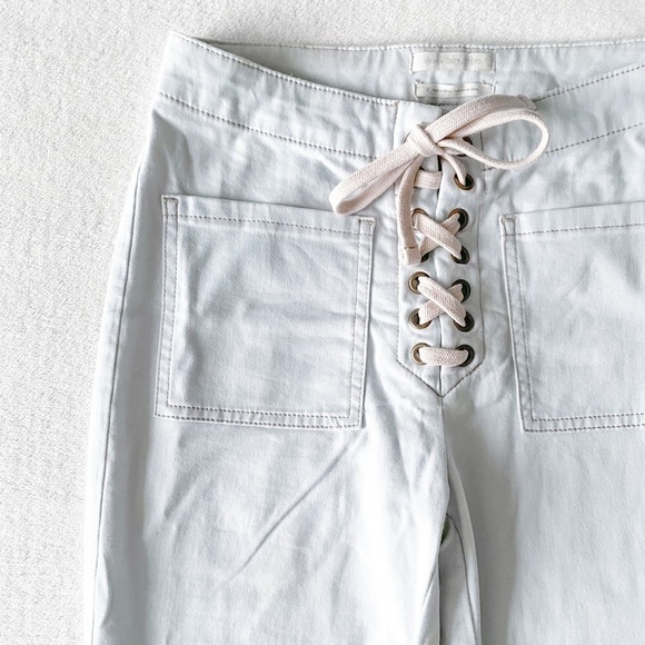 URBAN Outfitters High-Rise Lace front Jeans - Picture 12 of 12